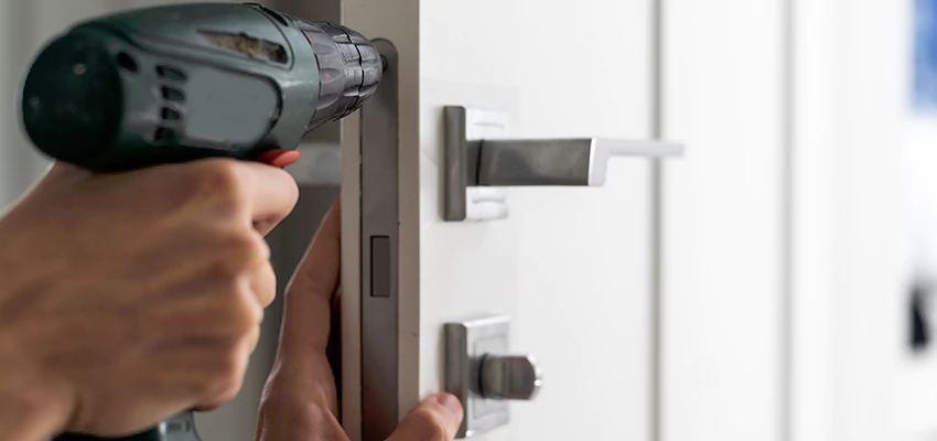 Locksmith For Lock Replacement Near Me in Lakeside, CA