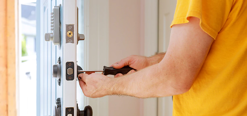 Eviction Locksmith For Key Fob Replacement Services in Lakeside, CA